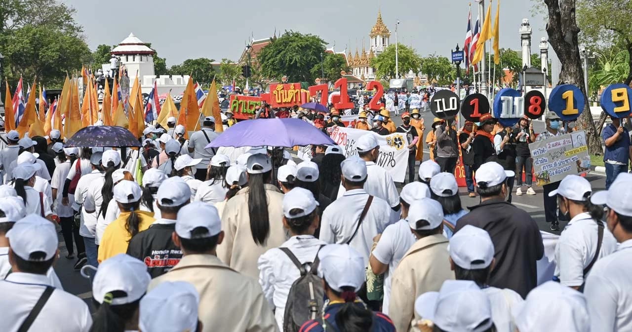 1 พฤษภาคม วันแรงงาน หนึ่งในข้อเรียกร้องปีนี้ เปลี่ยน ‘ค่าแรงขั้นต่ำ’ เป็น ‘ค่าจ้างแรกเข้าทำงาน’