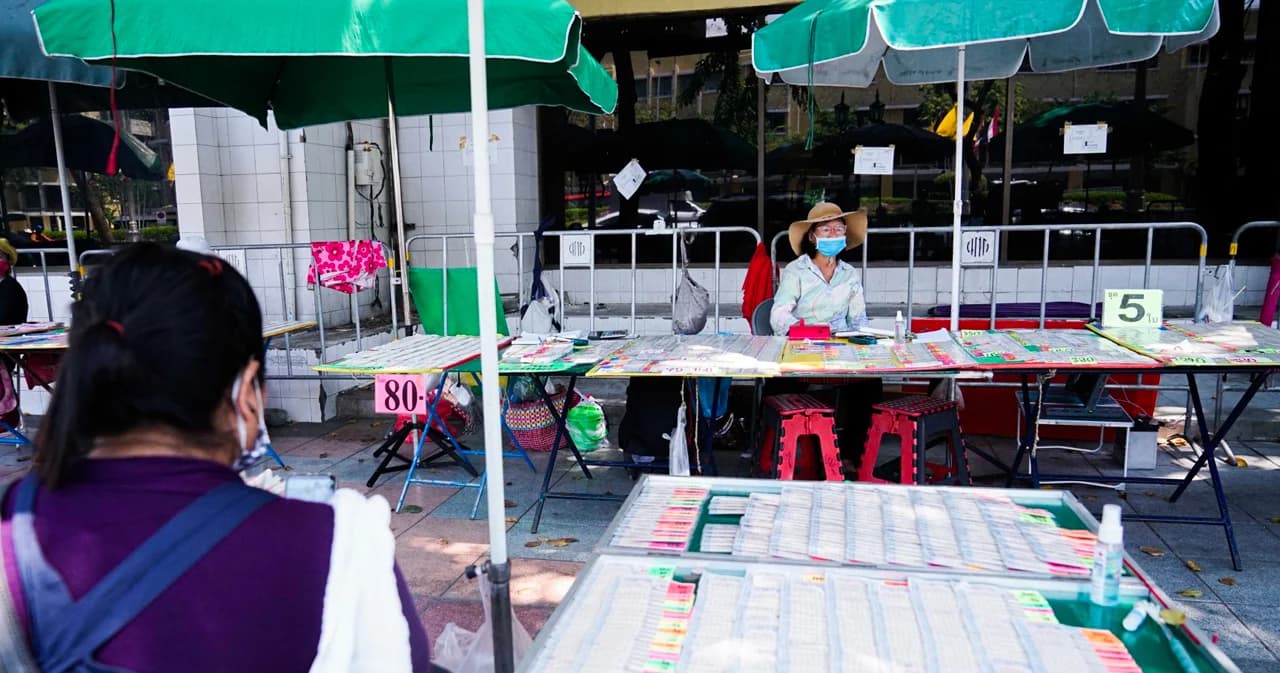 ‘กรกฎาคม’ เดือนเดียว ‘กองสลาก’ ออกรางวัล 3 งวด