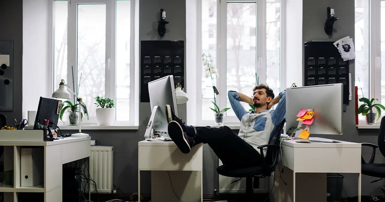 รู้จัก ‘lazy management’ ในบริษัทเทคโนโลยีใหญ่ จ้างคนมาเสริมอำนาจ แต่ไม่มอบหมายงาน