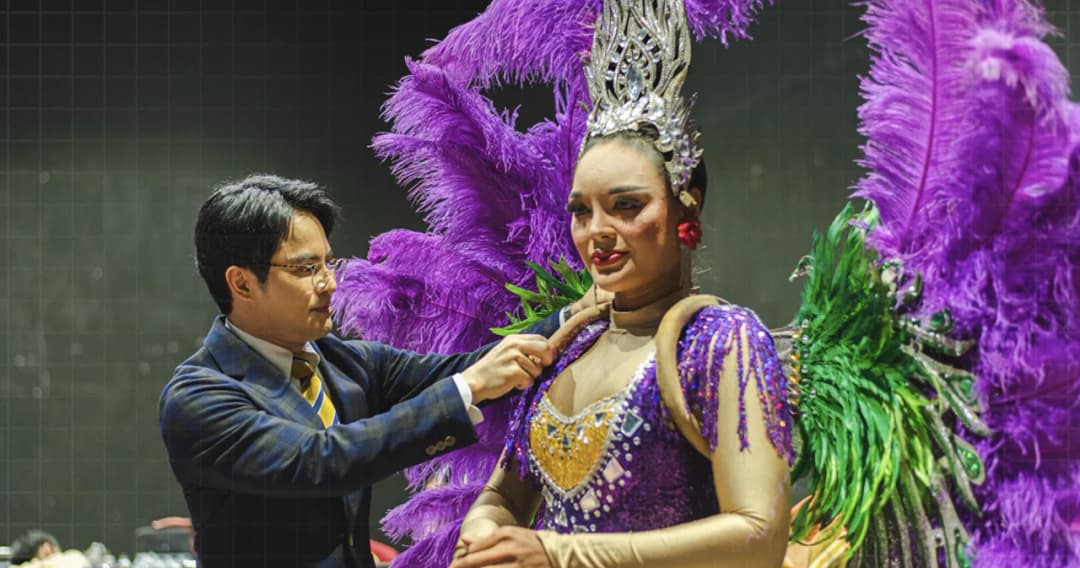 เข้าสู่ยุคหมอลำไอดอล สืบสาน สร้างคน สร้างงาน บทสัมภาษณ์ ‘เฮียหน่อย อีสานนครศิลป์’