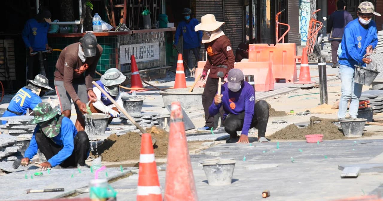 ‘บอร์ดค่าจ้าง’ เคาะสูตรคำนวณใหม่ นำร่อง 10 จังหวัด ปรับขึ้นค่าแรงขั้นต่ำรอบ 2