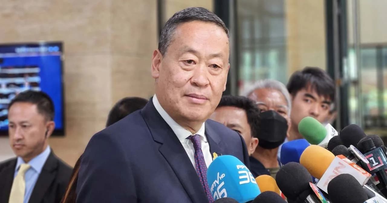 นายกฯ ตอบปม ภาพ สส. เปิดเว็บเถื่อนดูบอลที่สภาฯ ชี้ทุกคนรู้อะไรควรไม่ควร