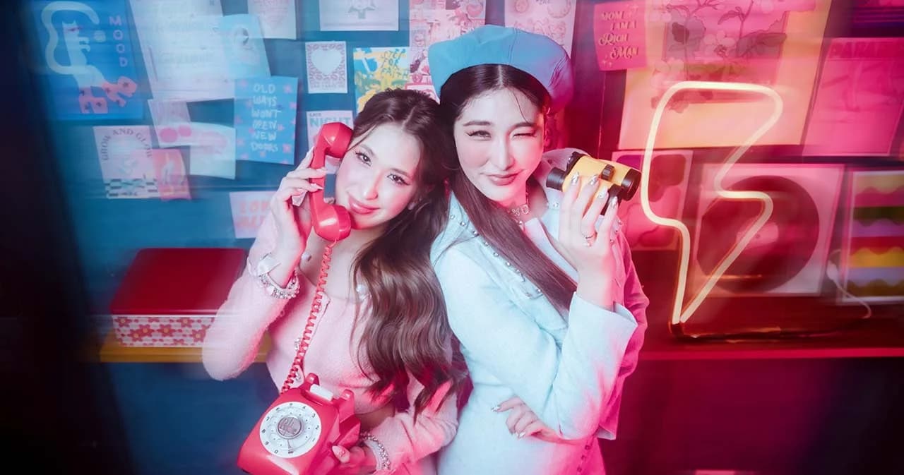 น่ารักคูณสอง ‘เซย่า-มิย่า’ จับคู่ในเอ็มวีเพลงใหม่ ‘ดูดีดี (Doo Dee Dee)’ พร้อมสะกดทุกหัวใจให้ตกหลุมรักแบบถอนตัวไม่ขึ้น