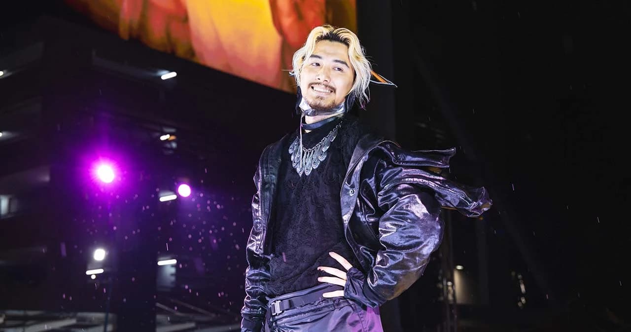 พาร์ค พารากอนแตก! แฟนนับพันรอเจอตัวจริง ‘Fujii Kaze’ พร้อมร้องเพลง ‘Hachikō’ ไปด้วยกัน