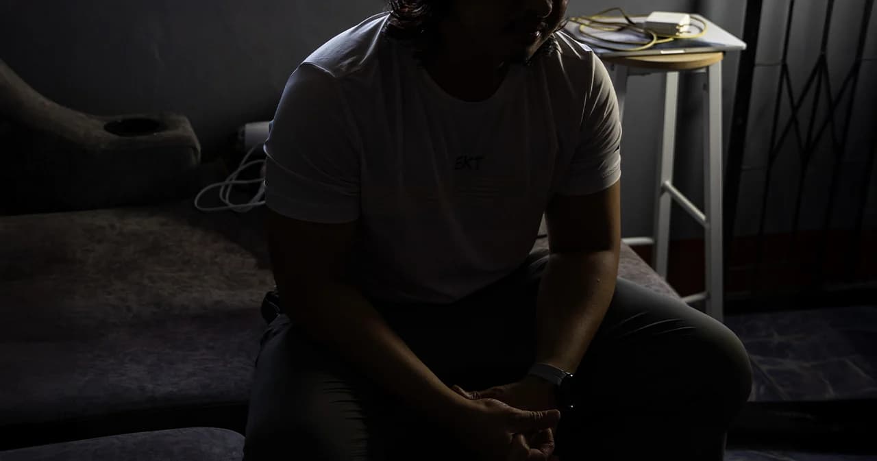 “คงผิดตั้งแต่ผมเกิดเป็นคนเมียนมา” จากอดีตทันตแพทย์สู่ผู้ลี้ภัย เรื่องเล่าสุญญากาศทางชีวิตในเมืองไทย