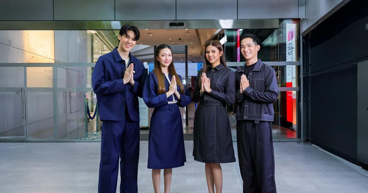 เซ็นทรัลเวิลด์ เปิดตัว ยูนิฟอร์มใหม่ “wOrldwear” ฝีมือการออกแบบร่วมกับ PAINKILLER Atelier ผสานดีไซน์ล้ำสมัยเข้ากับฟังก์ชันการใช้งานอย่างลงตัว