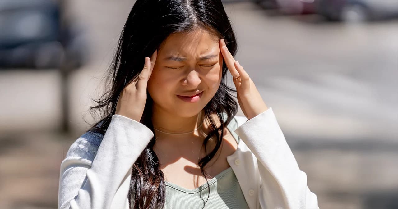 รู้ทันสัญญาณเตือน Stroke ไปกับ พญ.พิมลพรรณ อายุรแพทย์ระบบประสาทและสมอง ในวันที่แนวโน้มพบมากขึ้นใน ‘คนอายุน้อย’