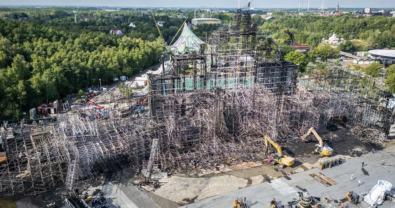 วอดก่อนเปิด ไฟไหม้เวทีหลักงาน ‘Tomorrowland’ เทศกาลดนตรีดัง ที่เบลเยี่ยม