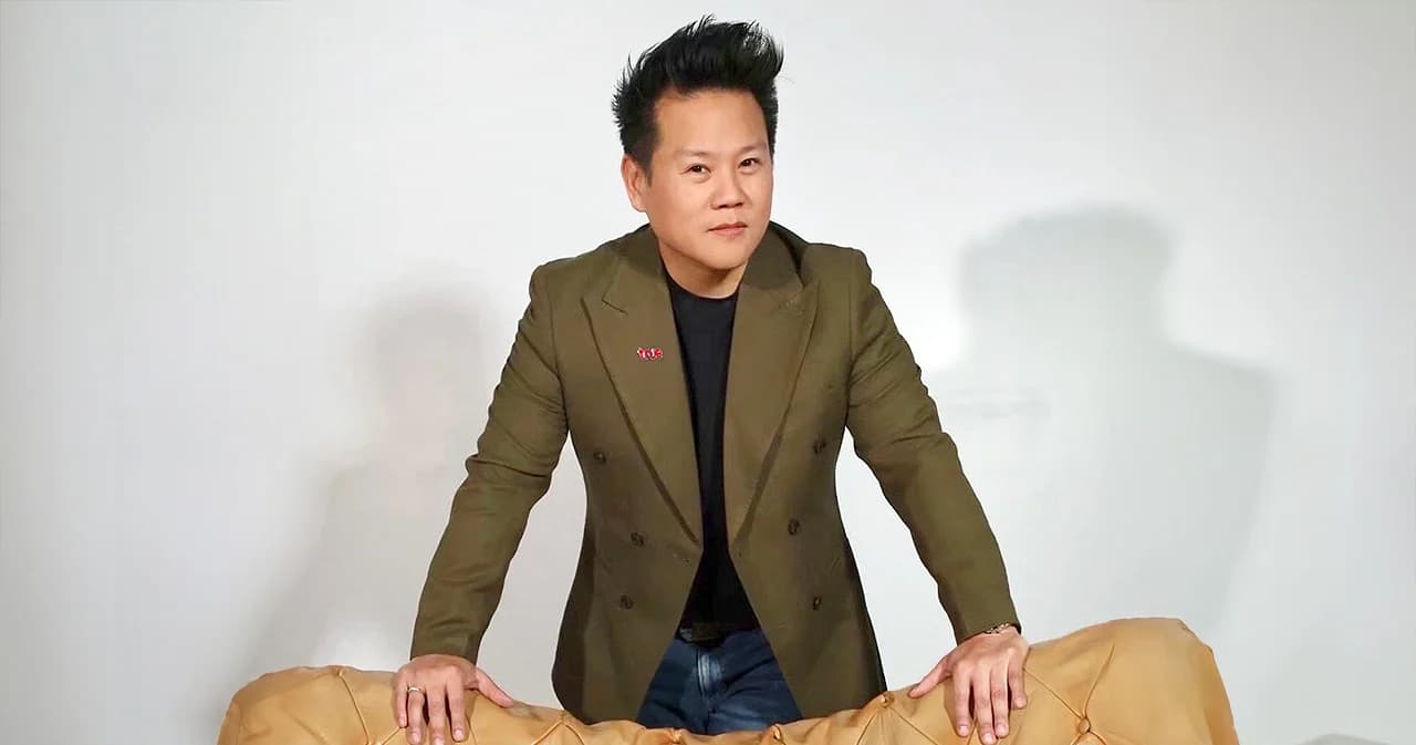 เบื้องหลัง 'โอลิเวอร์ - กิตติพงษ์ วีระเตชะ' หวนคืนสู่ 'ทรู คอร์ปอเรชั่น' เชื่อว่าการสร้างแบรนด์ไม่ใช่แค่กลยุทธ์ แต่คือความผูกพัน