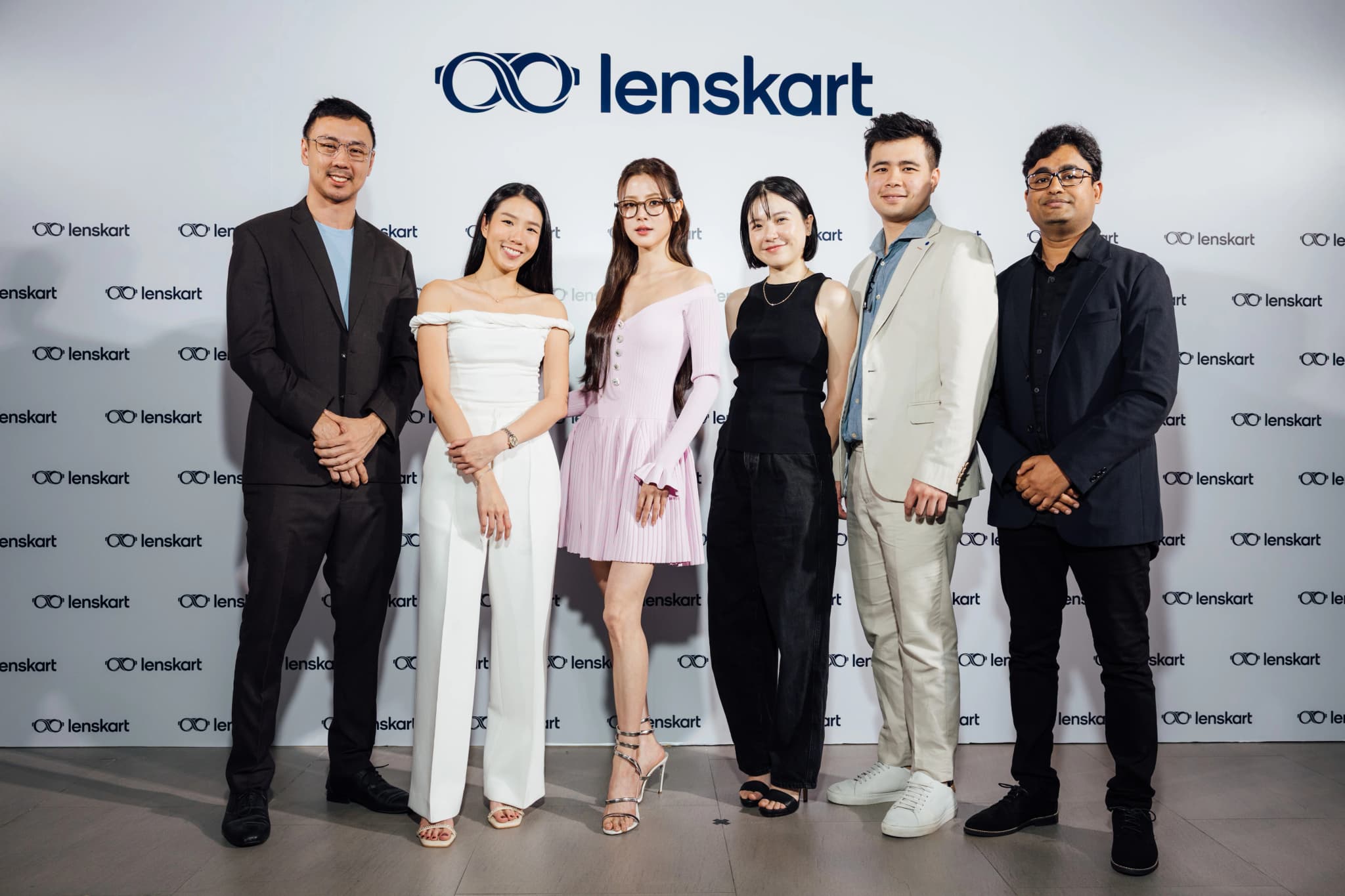 Lenskart เปิดตัว ‘ใบเฟิร์น-พิมพ์ชนก’ เป็น Face คนแรกของภูมิภาค ตอกย้ำการเป็นผู้นำตลาดแว่นตาแฟชั่นใน SEA