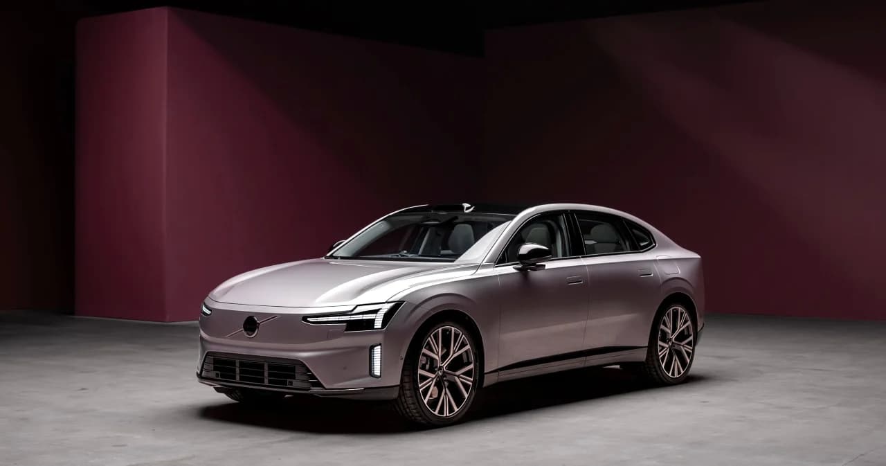 “Volvo ES90” เปิดตัวครั้งแรกในเอเชีย รถไฟฟ้าระดับเรือธง ดีไซน์สแกนดิเนเวียน ผสานเทคโนโลยีสุดล้ำ