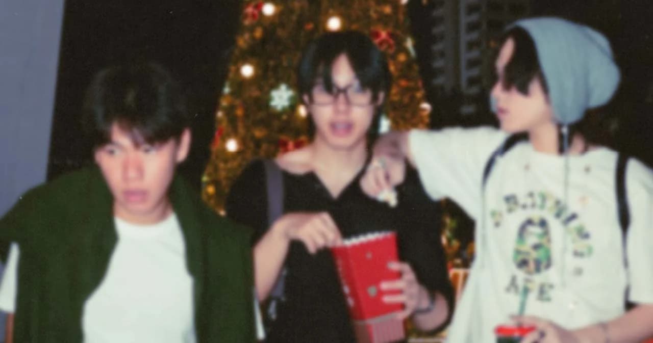 'Merry Kiss Me' เพลงรักฟีลกู๊ดจาก 3 ศิลปินในค่าย 'SAUCE BKK' เตรียมขึ้นแท่นเพลงใหม่มาแรงส่งท้ายปี